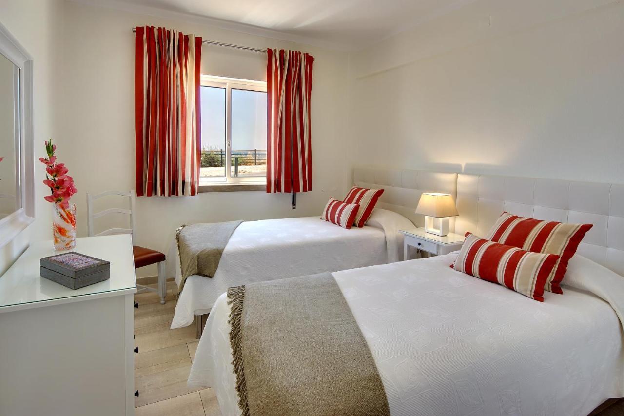 Inn The Beach Apartments 알부페이라 외부 사진