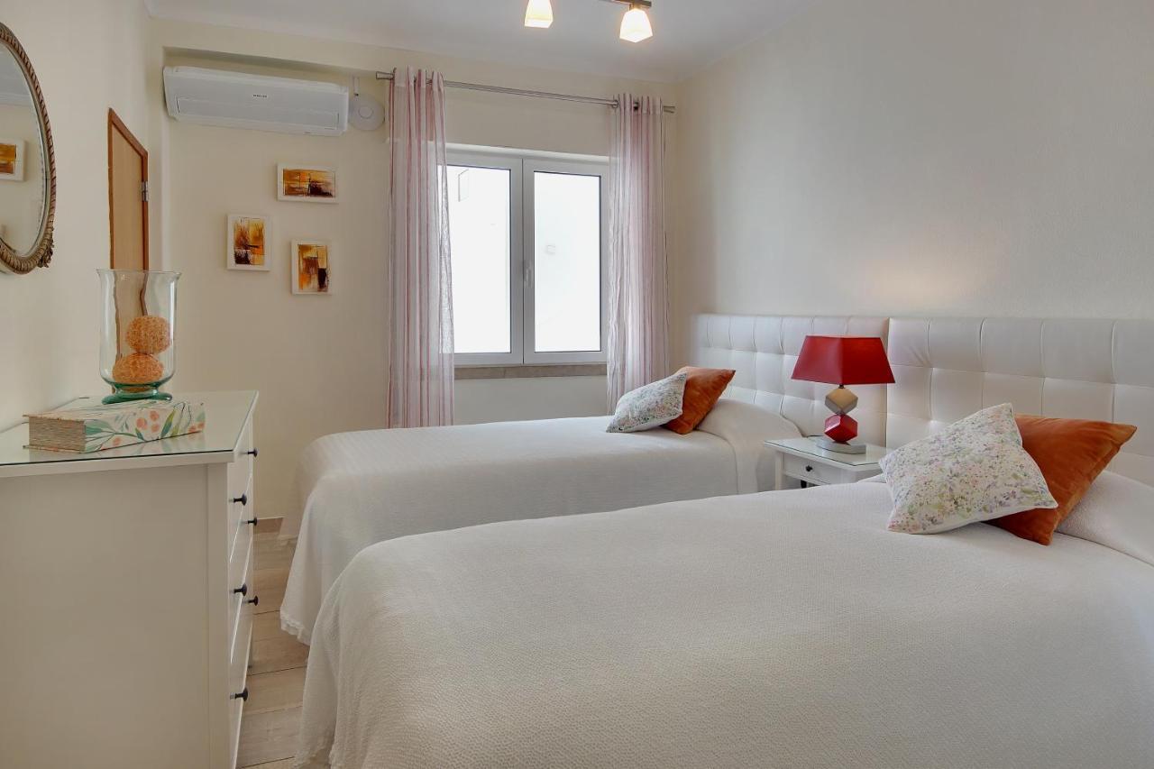 Inn The Beach Apartments 알부페이라 외부 사진